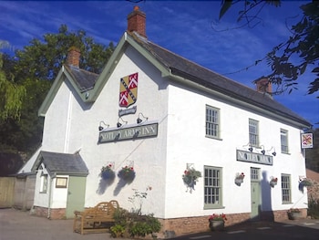 The Notley Arms Inn - Inns with Pet Rooms in Taunton