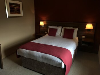 The Chieftain Hotel - Inns with Pet Rooms in Inverness