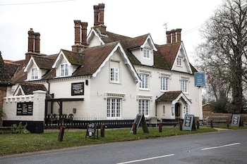 The Kings Head Country Hotel - B&Bs with Pet Rooms in King's Lynn