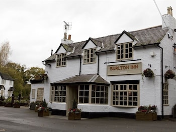 Burlton Inn - Inns with Pet Rooms in Shrewsbury