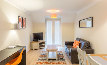 Stanshawe Court By House Of Fisher - Apartments with Pet Friendly Rooms in Reading