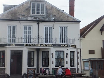 The Old Ship Aground - Inns with Pet Friendly Rooms in Minehead