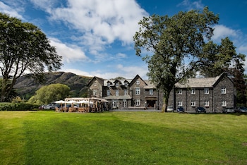 The Coniston Inn - Hotels with Pet Rooms in Coniston