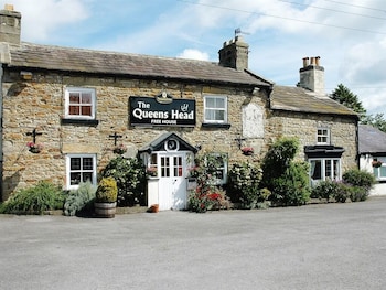 The Queen's Head - Inns with Pet Rooms in Leyburn