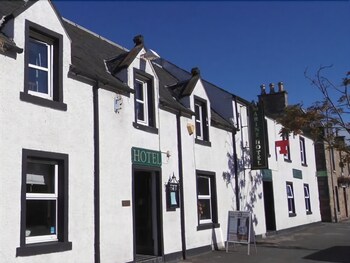 Marine Hotel - Hotels with Pet Rooms in Invergordon