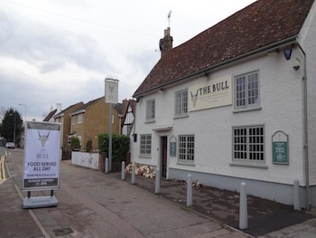 The Bull Hotel - Guest houses with Pet Rooms in Bedford