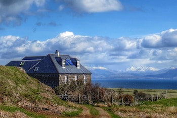 Glebe Barn Apartment - Apartments with Pet Rooms in Isle of Eigg