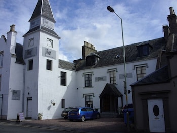 The Tower Gastro Pub Amp  Apartments - Guest houses with Pet Friendly Rooms in Crieff