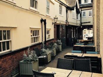 The Lady Elizabeth Hotel - Hotels with Pet Friendly Rooms in Sudbury