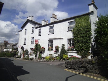 Virginia Cottage Guest House - B&Bs with Pet Rooms in Windermere