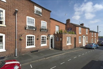 Baldwin House - B&Bs with Pet Friendly Rooms in Stourport-on-Severn