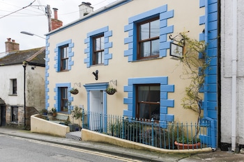 The Old Parsonage - B&Bs with Pet Friendly Rooms in St Austell