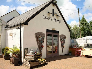 Abel's Harp - B&Bs with Pet Rooms in Shrewsbury