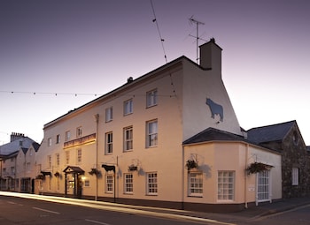 The Bull - Beaumaris - Inns with Pet Rooms in Beaumaris