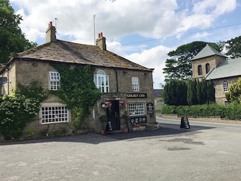 Old Coach House At The Golden Lion - Inns with Pet Friendly Rooms in Bishop Auckland