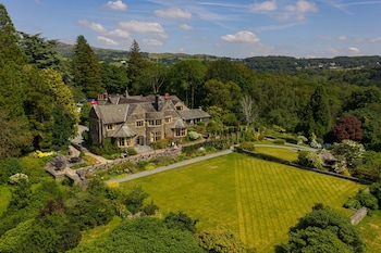 Cragwood Country House Hotel - Hotels with Pet Friendly Rooms in Windermere