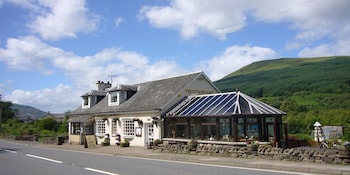 The Golden Larches Restaurant And B&b - Inns with Pet Rooms in Lochearnhead