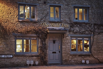 The Bull Inn - Inns with Pet Rooms in Chipping Norton