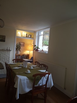 Castle Guest House - Guest houses with Pet Friendly Rooms in Dover