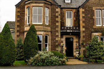 Yann's At Glenearn House - Inns with Pet Rooms in Crieff