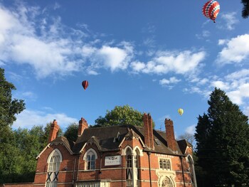 The Talbot Inn - B&Bs with Pet Rooms in Tenbury Wells