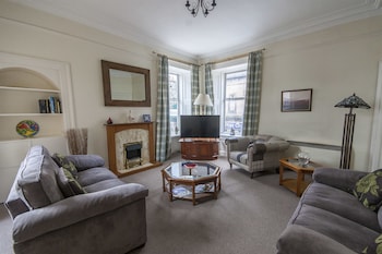 1 Varis Apartments - Apartments with Pet Rooms in Forres