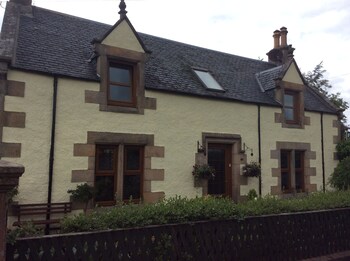 Furan - B&Bs with Pet Rooms in Inverness