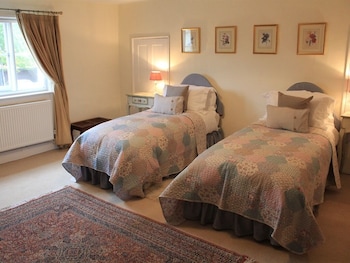 Church Farmhouse B & B - B&Bs with Pet Rooms in Bury St Edmunds