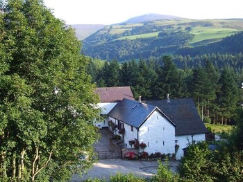 Dee Valley Cottages - Cottages with Pet Friendly Rooms in Corwen