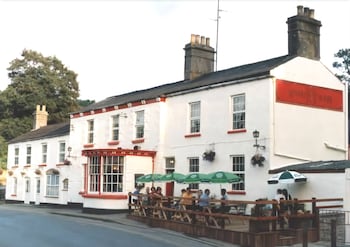 The Fountain Inn - Inns with Pet Rooms in Lydney