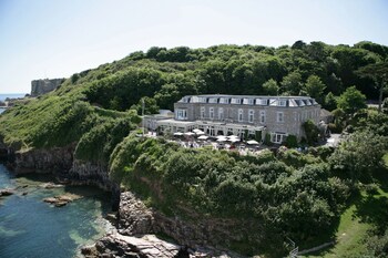 Berry Head Hotel - Hotels with Pet Rooms in Brixham