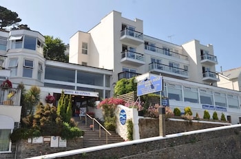 Hannafore Point Hotel - Hotels with Pet Rooms in Looe