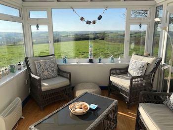 Greenlands Cottage - Cottages with Pet Friendly Rooms in Kingsbridge