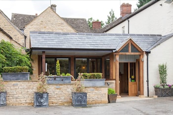 The Wychwood Inn - Inns with Pet Rooms in Chipping Norton