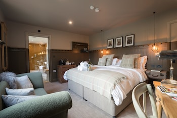 The Jack Russell - Inns with Pet Rooms in Andover