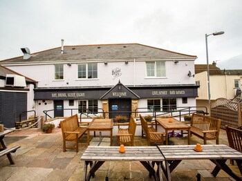 Brunel Inn - Inns with Pet Rooms in Saltash