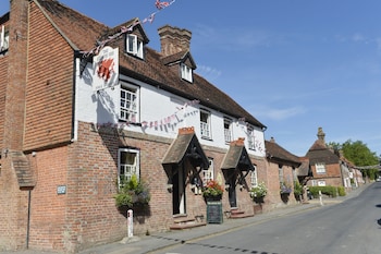 The Griffin Inn - Inns with Pet Friendly Rooms in Uckfield