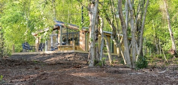 Fritton Lake Retreats - Cabins & lodges with Pet Rooms in Great Yarmouth