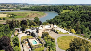 Pentillie Castle & Estate - Holiday homes with Pet Rooms in Saltash