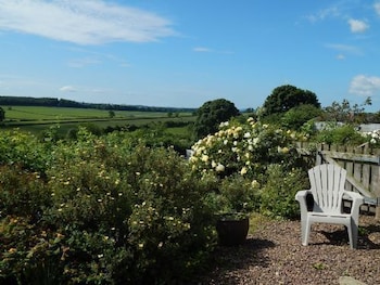 Garden Bank Cottage - Cottages with Pet Rooms in Kelso