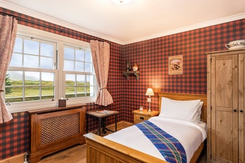 Cluanie Inn - Hotels with Pet Friendly Rooms in Inverness