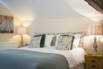 The Haughmond - Inns with Pet Rooms in Shrewsbury