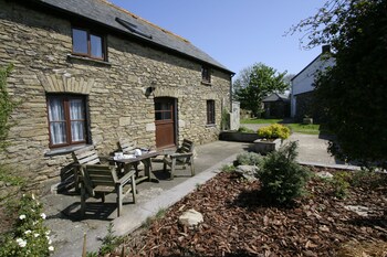 Polean Farm Cottages - Cottages with Pet Rooms in Looe