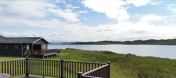 Cedar - Apartments with Pet Rooms in Ullapool