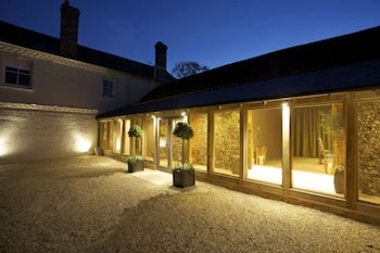 The Packhorse Inn - Inns with Pet Rooms in Newmarket