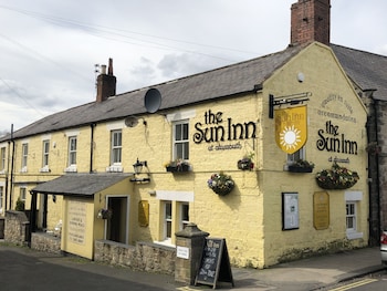 The Sun Inn Alnmouth - B&Bs with Pet Rooms in Alnwick