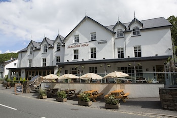 Saracens Head Hotel - Hotels with Pet Rooms in Caernarfon