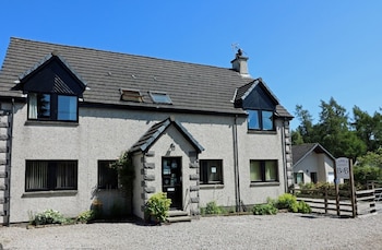 Larick House B&b - B&Bs with Pet Rooms in Newtonmore