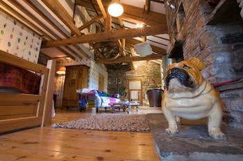 Low Mill Guest House - Guest houses with Pet Rooms in Leyburn