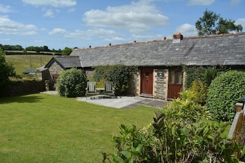 Delightful Single Storey Barn With Charming Features Near Looe - Cottages with Pet Friendly Rooms in Liskeard